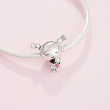 Pingente Encanto Menina com Urso S925 Charm Romanely