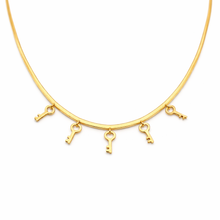 Colar Dourado com Pingentes de Chave em Aço Inoxidável Romanely