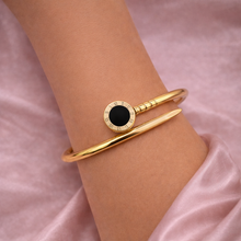 Bracelet Prego Dourada Numeração Romana em Aço Inoxidável Romanely