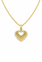 Colar Dourado com Pingente Coração Radiante em Aço Inoxidável Romanely