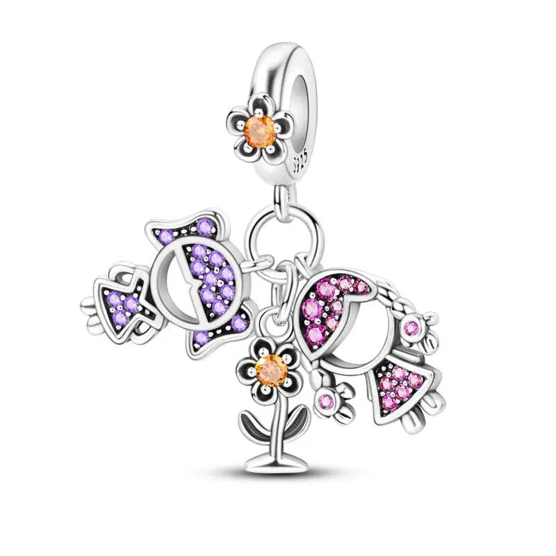 Pingente Encanto Meninas e Flor com Zircônias S925