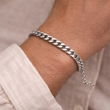 Pulseira Prateada Masculina Malha Cubana Média em Aço Inoxidável Romanely