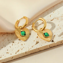 Conjunto Dourado Coração Verde em Aço Inoxidável