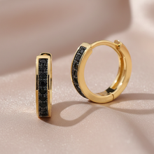 Brincos de Argola Dourados com Zircónias Pretas em Aço Inoxidável Romanely