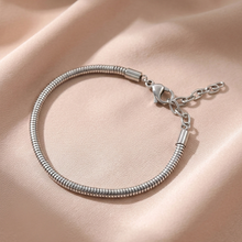 Pulseira Snake Prateada em Aço Inoxidável Romanely