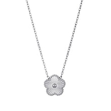 Colar Flor da Sorte Prateado em Aço Inoxidável Romanely
