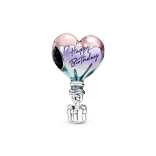 Charm Dorado Colgante Caballo de Madera con Circonitas S925