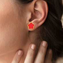 Brincos Flor Vermelha em Aço Inoxidável Romanely