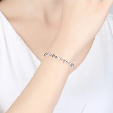 Pulseira Prateada com Corações e Zircônias S925